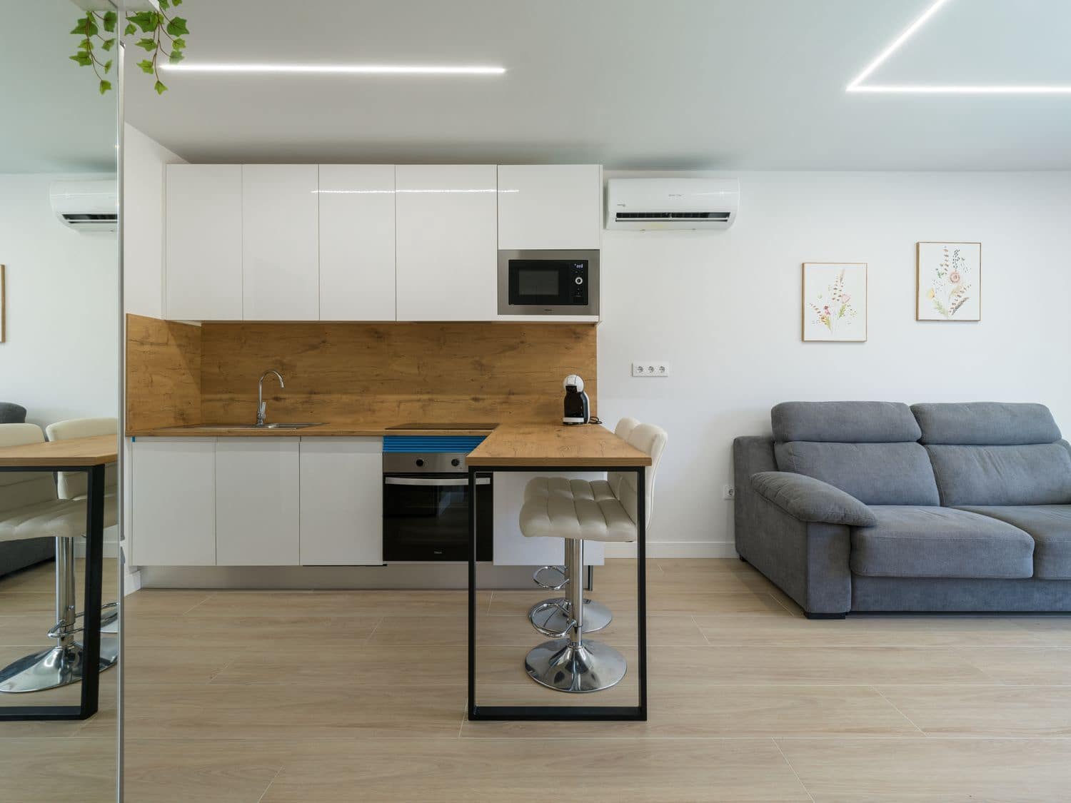Appartement de 1 chambre à louer à Puerto Rico avec piscine garage - 1 800 € (Ref: 10108826)