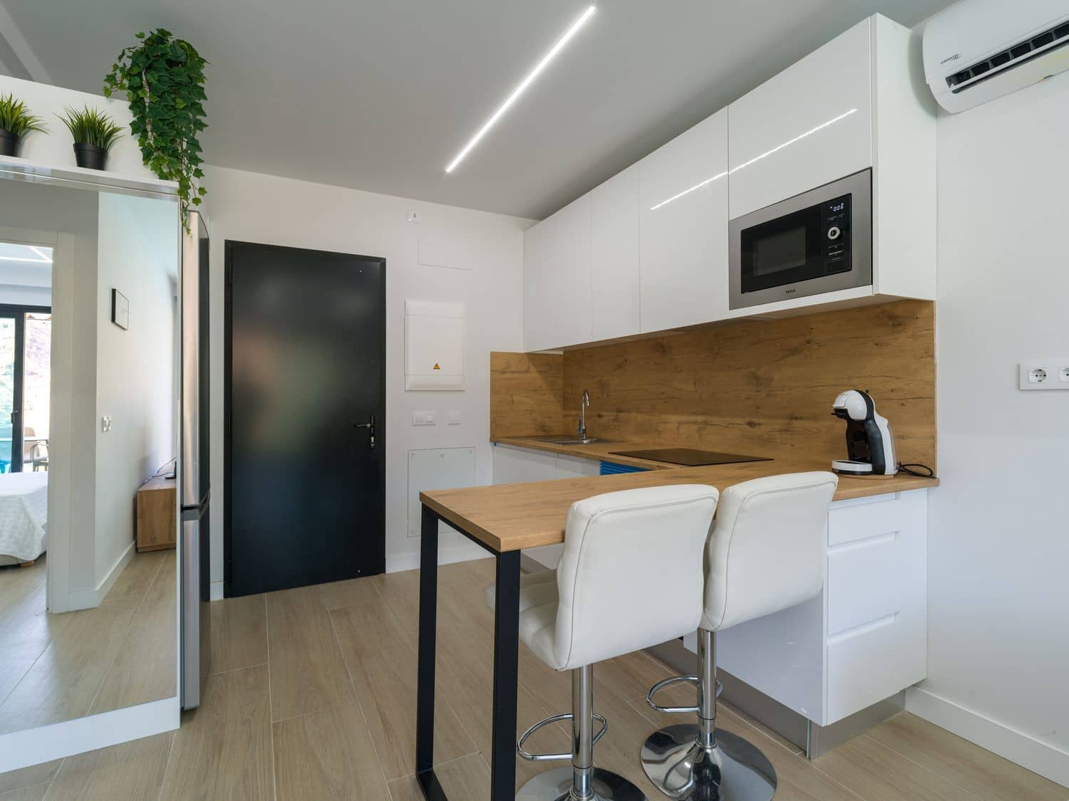 Appartement de 1 chambre à louer à Puerto Rico avec piscine garage - 1 800 € (Ref: 10108826)