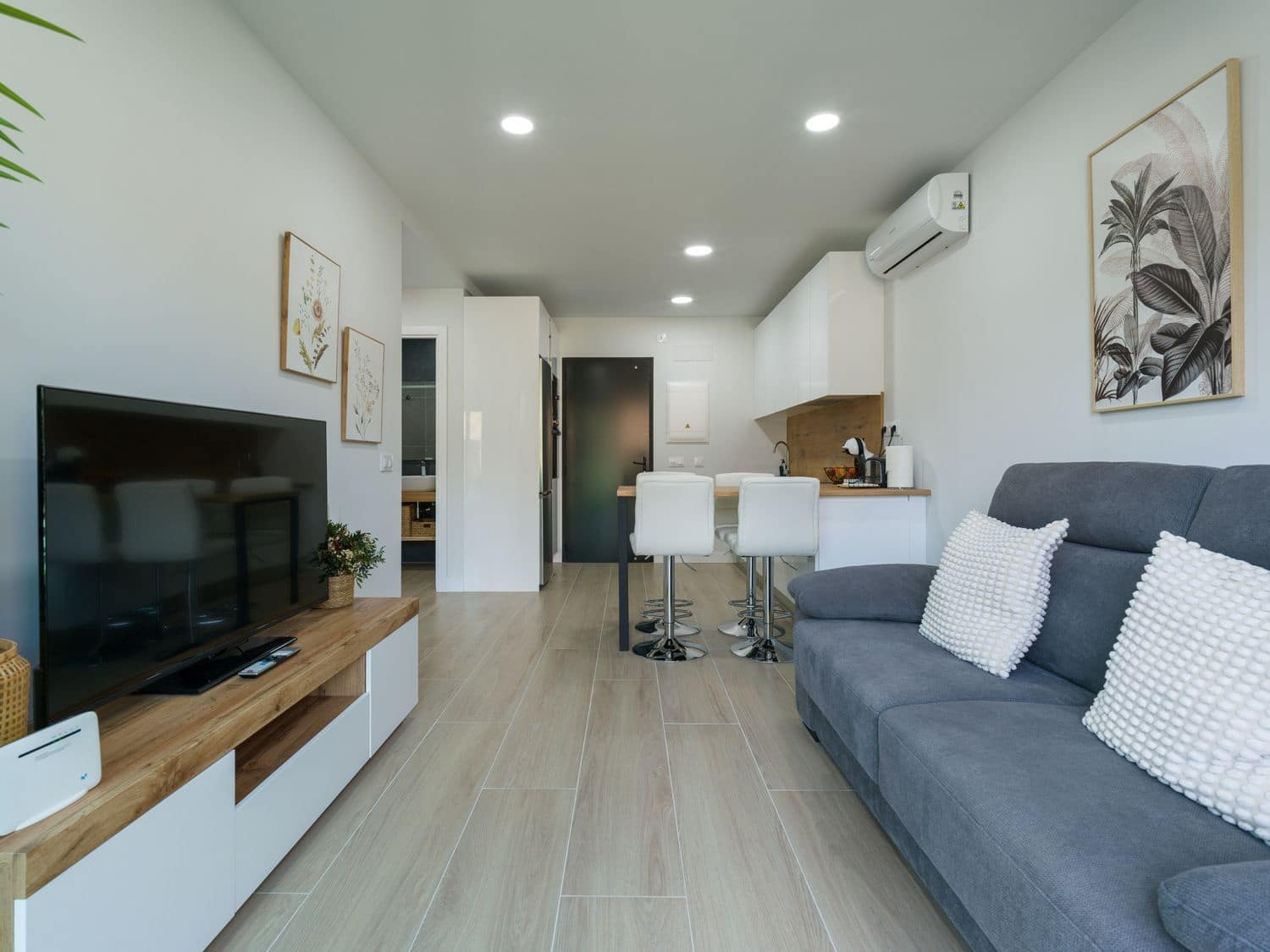 2 bedroom Apartment for rent in Puerto Rico with pool garage - € 2,200 (Ref: 10108828)
