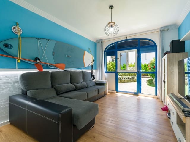 3 bedroom Townhouse for rent in Sardina, Santa Lucía de Tirajana - € 1,500 (Ref: 10108829)