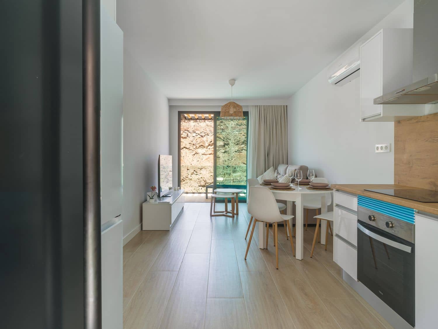 Appartement de 1 chambre à louer à Puerto Rico avec piscine garage - 1 800 € (Ref: 10108830)