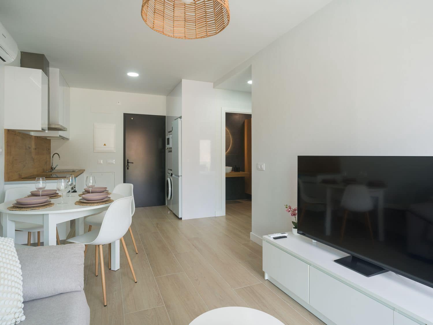Appartement de 1 chambre à louer à Puerto Rico avec piscine garage - 1 800 € (Ref: 10108830)