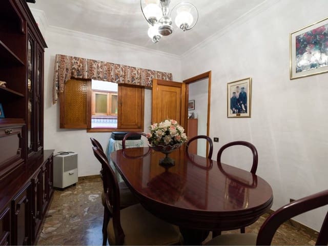 4 soveværelse Byhus til salg i Tamaraceite, Las Palmas de Gran Canaria med garage - € 375.000 (Ref: 10108832)