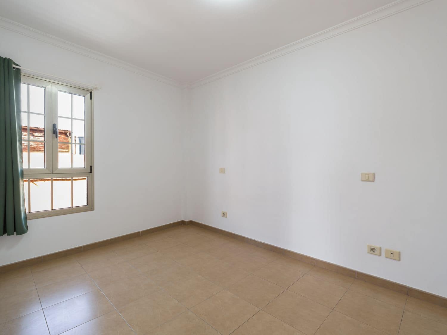 3 bedroom Apartment for sale in Telde with garage - € 195,000 (Ref: 10110458)