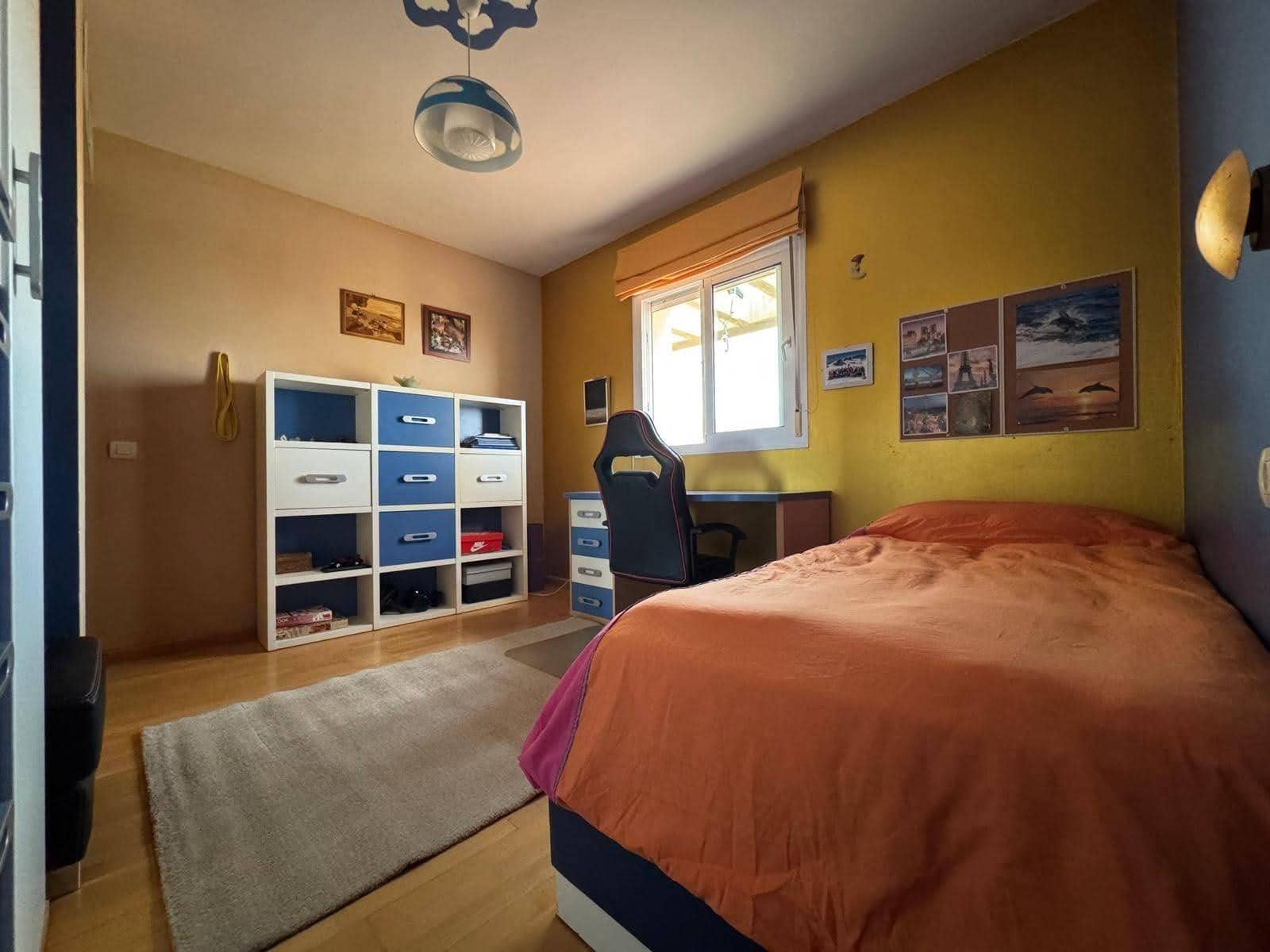 4 sovrum Takvåning till salu i Torremolinos med pool garage - 599 000 € (Ref: 8865396)