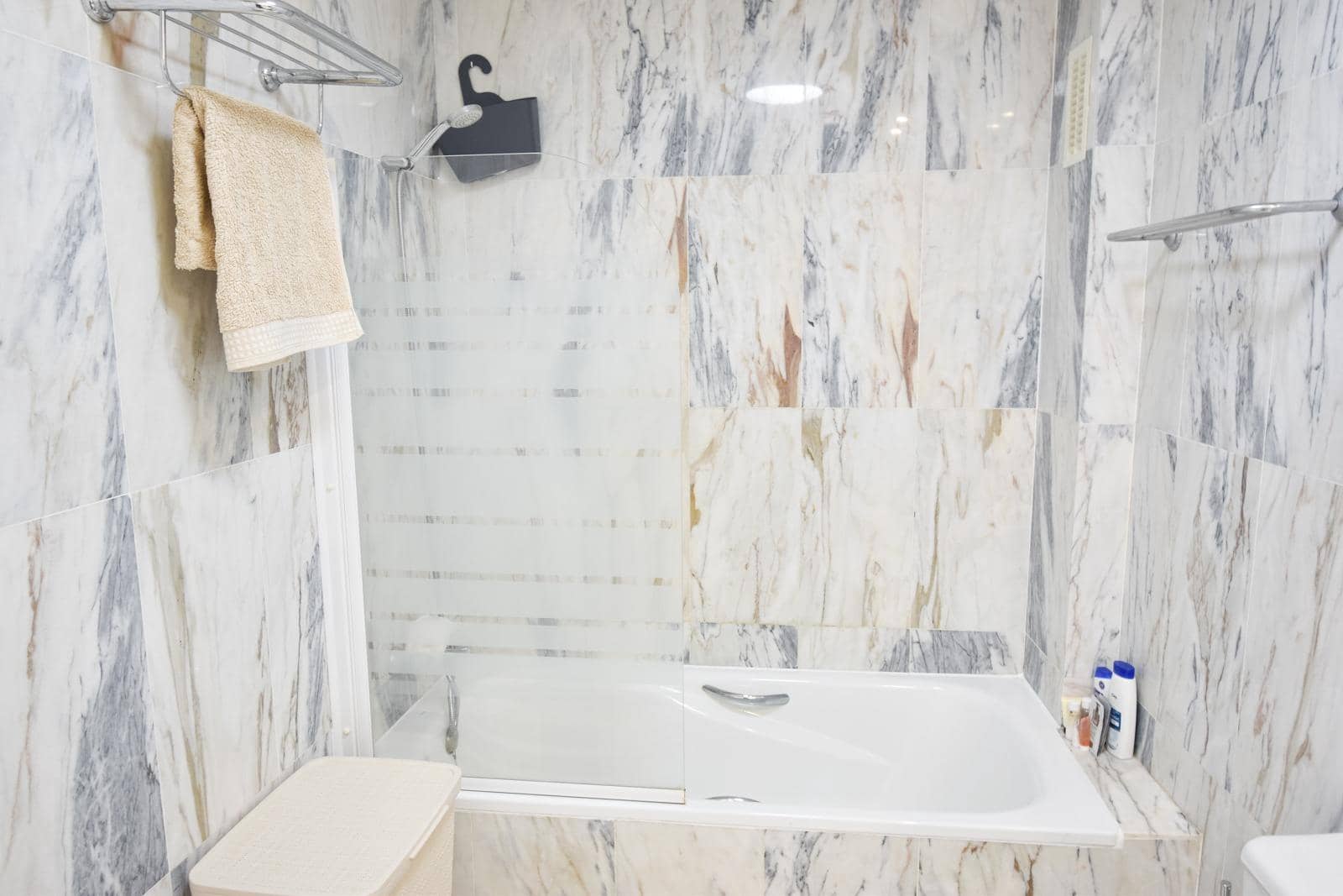 Apartamento de 2 habitaciones en La Cala de Mijas en venta con piscina garaje - 380.000 € (Ref: 8865422)