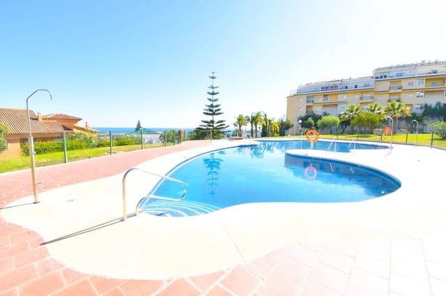 Apartamento de 2 habitaciones en La Cala de Mijas, Mijas en venta con piscina garaje - 380.000 € (Ref: 8865422)