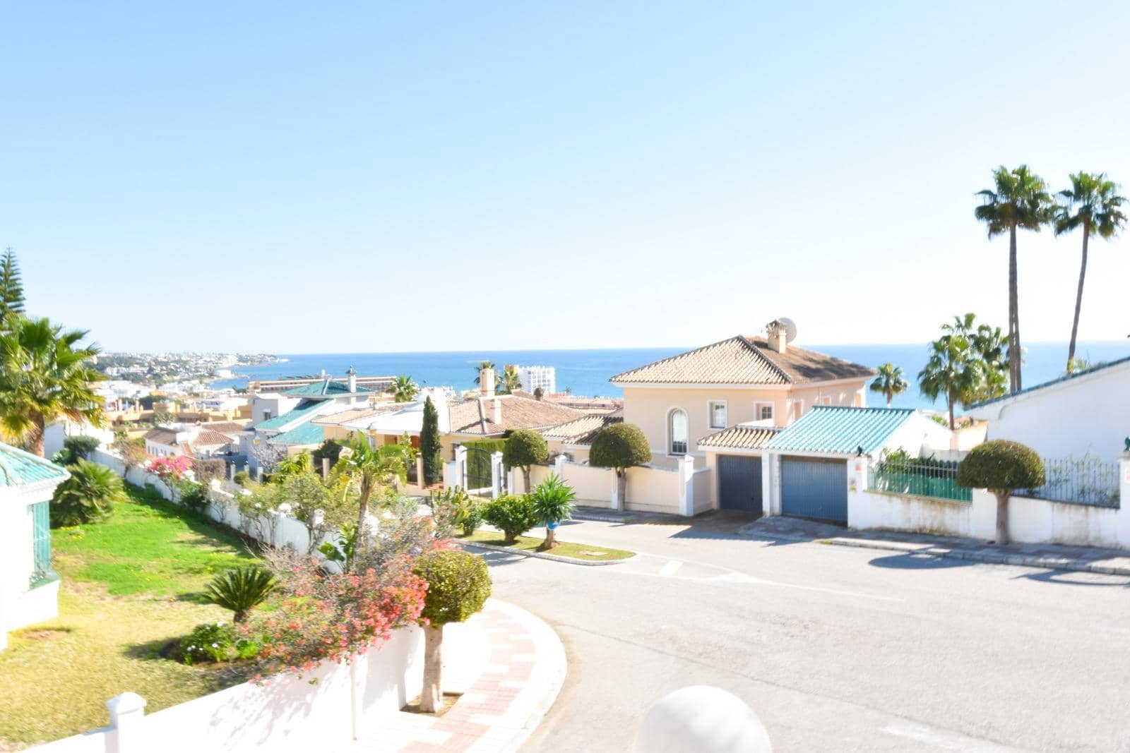 Apartamento de 2 habitaciones en La Cala de Mijas en venta con piscina garaje - 380.000 € (Ref: 8865422)