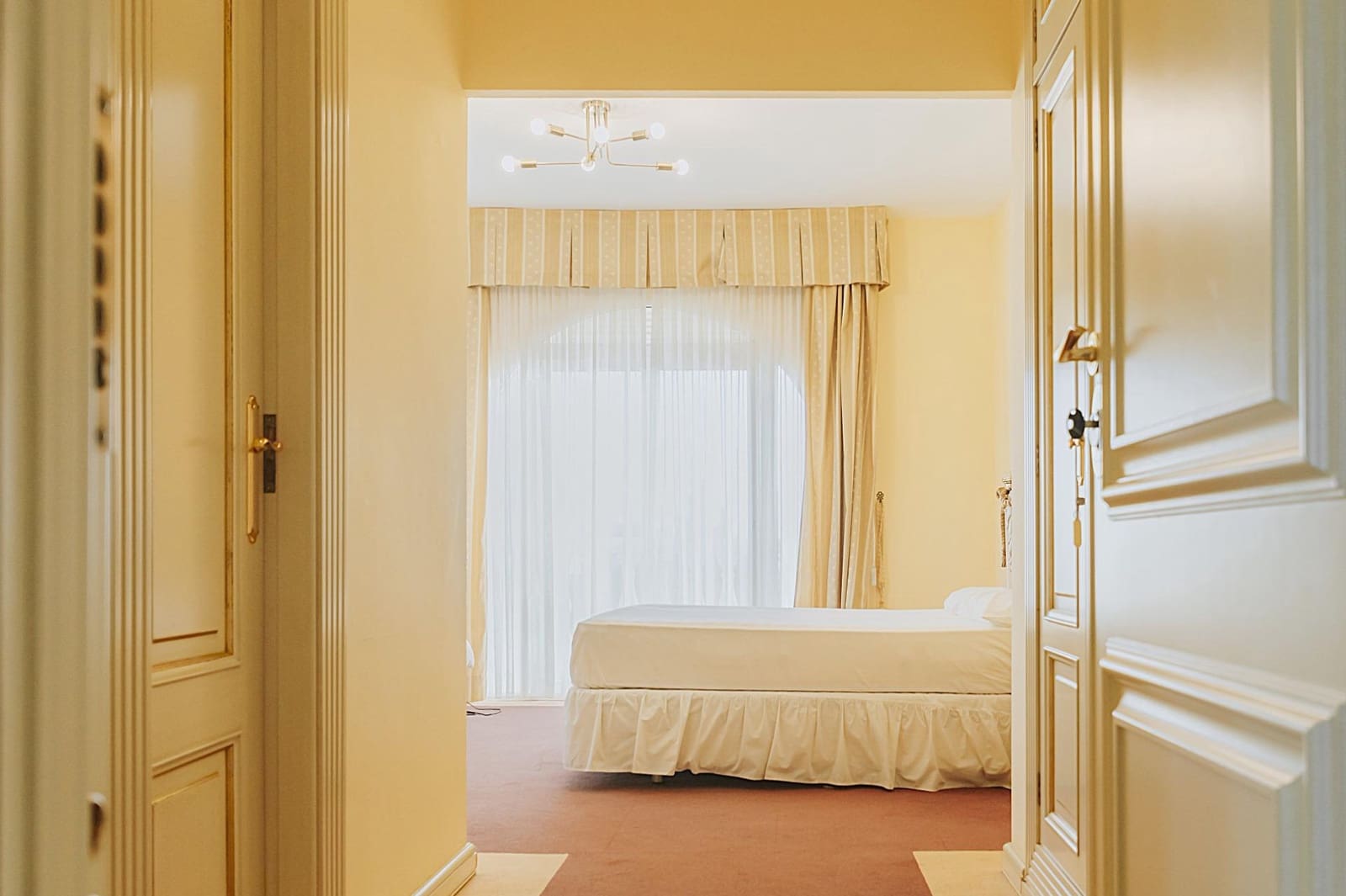 Chalet de 6 habitaciones en Torrequebrada en venta con piscina garaje - 1.695.000 € (Ref: 8865426)