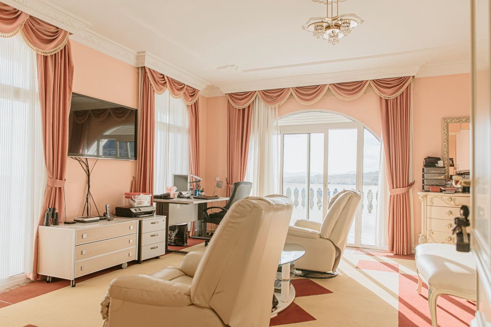 Chalet de 6 habitaciones en Torrequebrada en venta con piscina garaje - 1.695.000 € (Ref: 8865426)