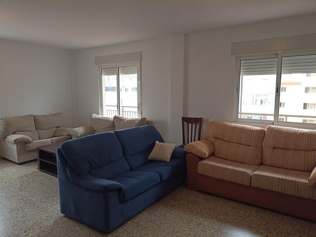 Piso de 4 habitaciones en Los Boliches , Fuengirola en venta - 650.000 € (Ref: 8932119)