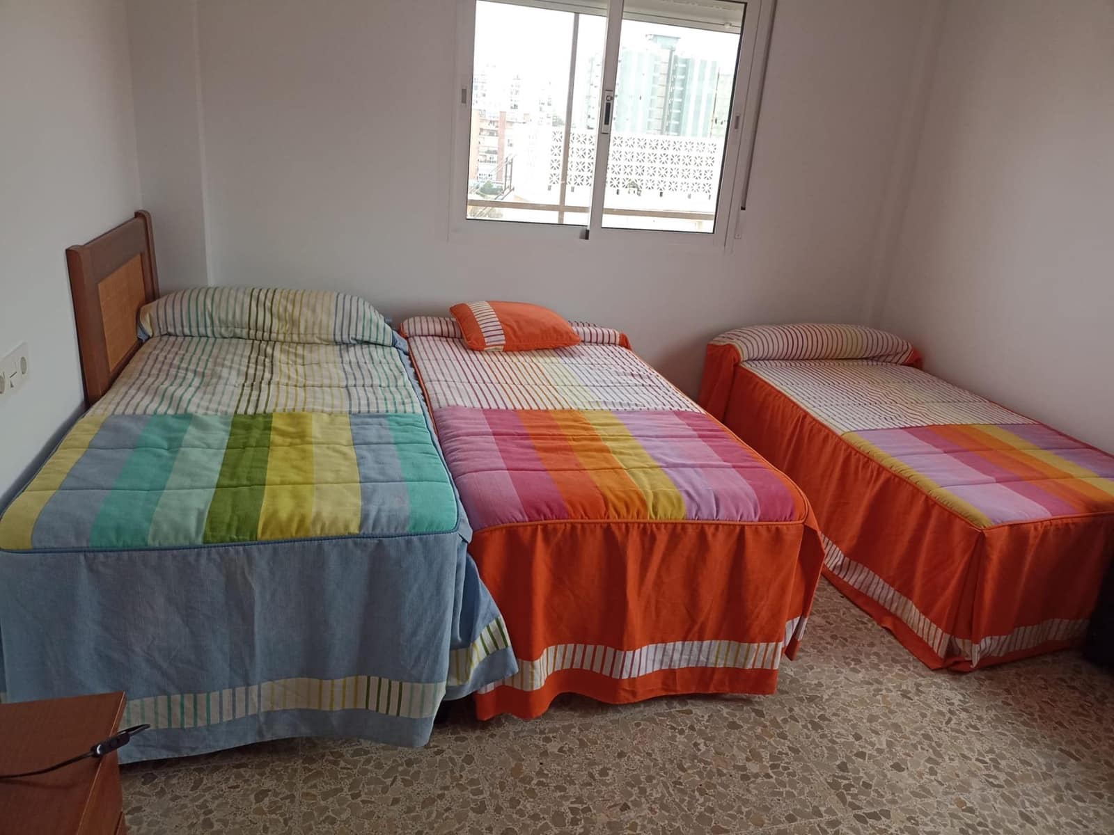 Piso de 4 habitaciones en Fuengirola en venta - 650.000 € (Ref: 8932119)