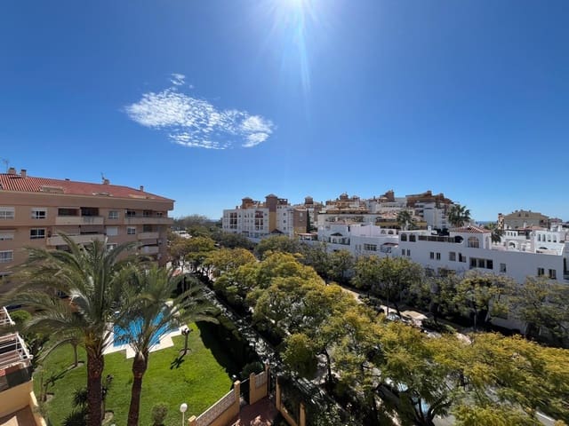 4 bedroom Penthouse for sale in Parque de la Paloma, Benalmádena with pool garage - € 425,000 (Ref: 8941224)