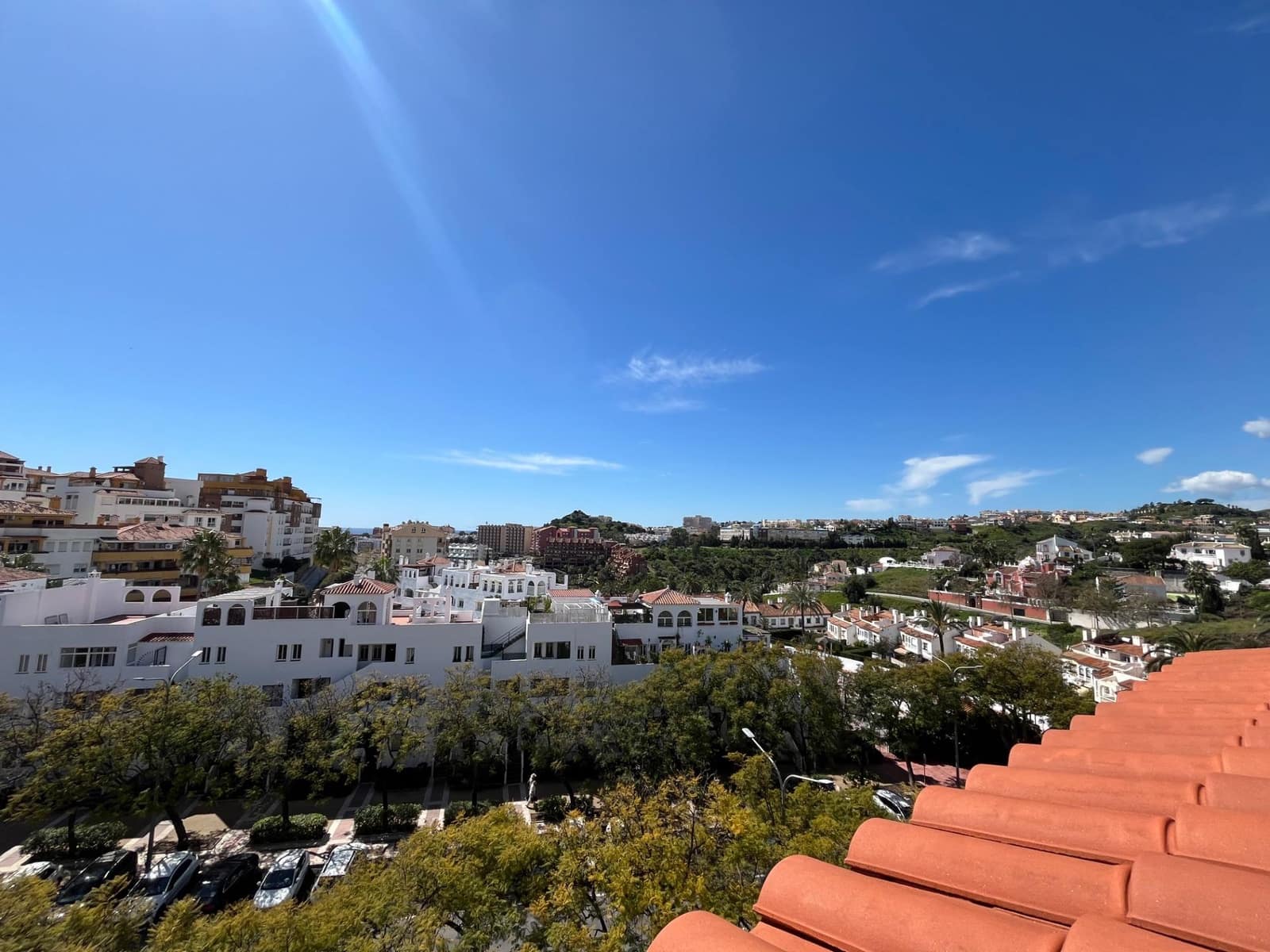4 bedroom Penthouse for sale in Benalmadena with pool garage - € 425,000 (Ref: 8941224)