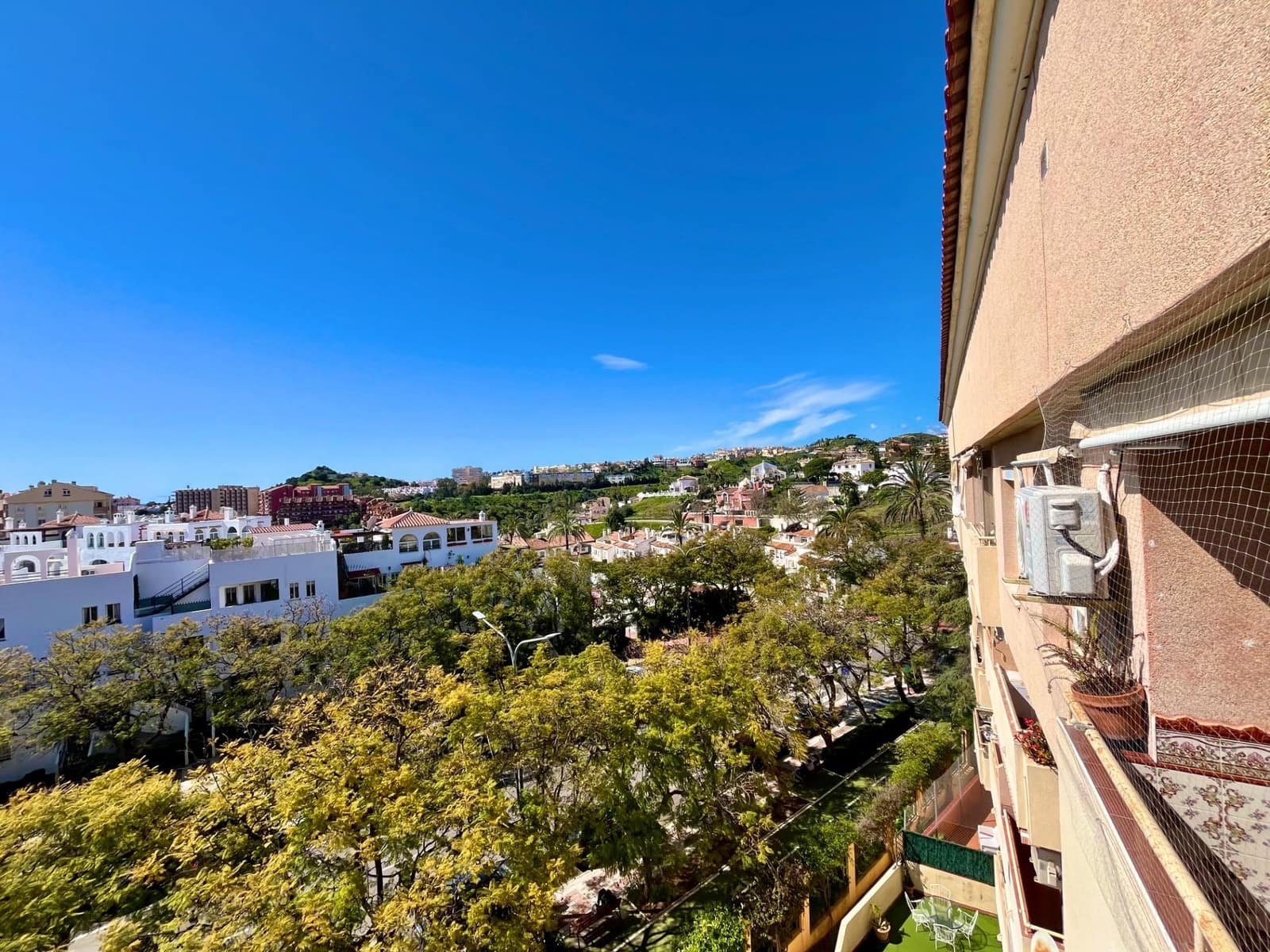 4 bedroom Penthouse for sale in Benalmadena with pool garage - € 425,000 (Ref: 8941224)