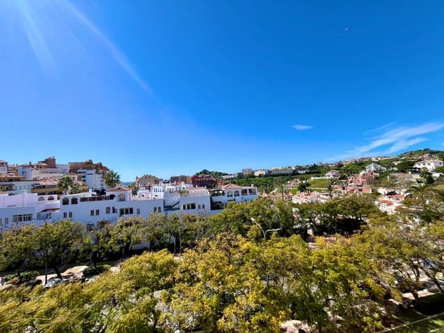 4 bedroom Penthouse for sale in Parque de la Paloma, Benalmádena with pool garage - € 425,000 (Ref: 8941224)