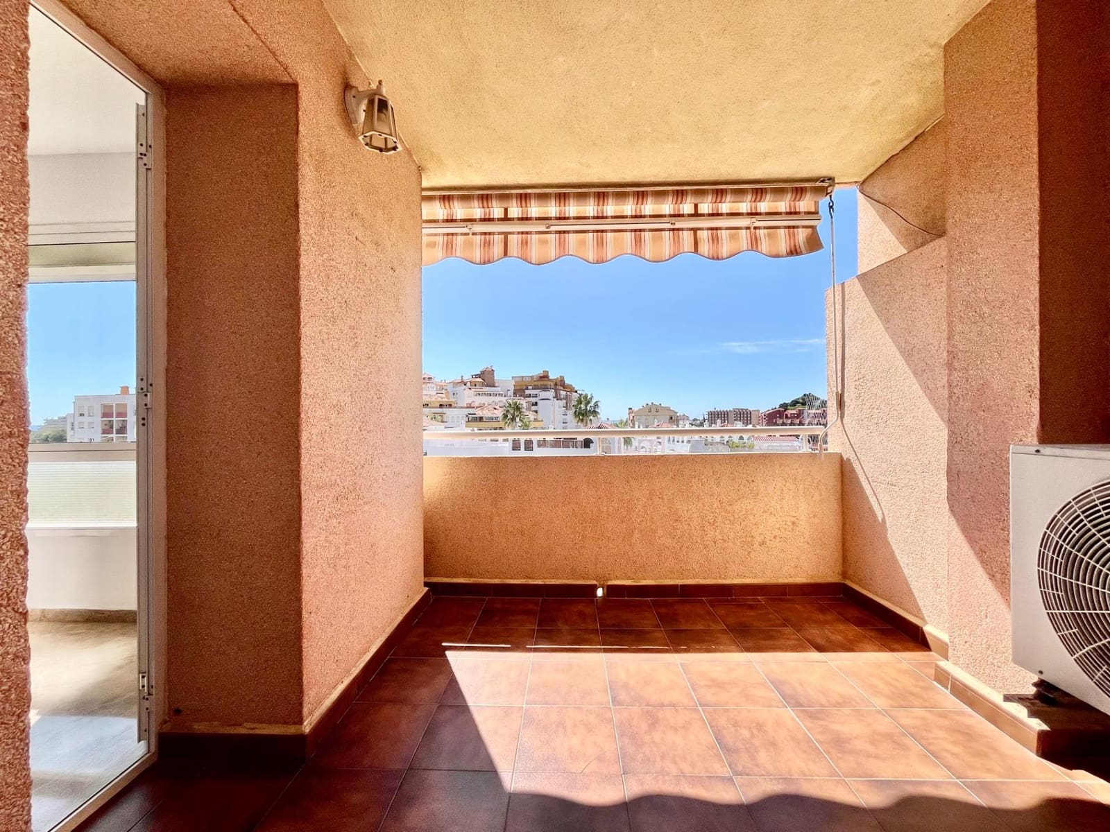 4 bedroom Penthouse for sale in Benalmadena with pool garage - € 425,000 (Ref: 8941224)