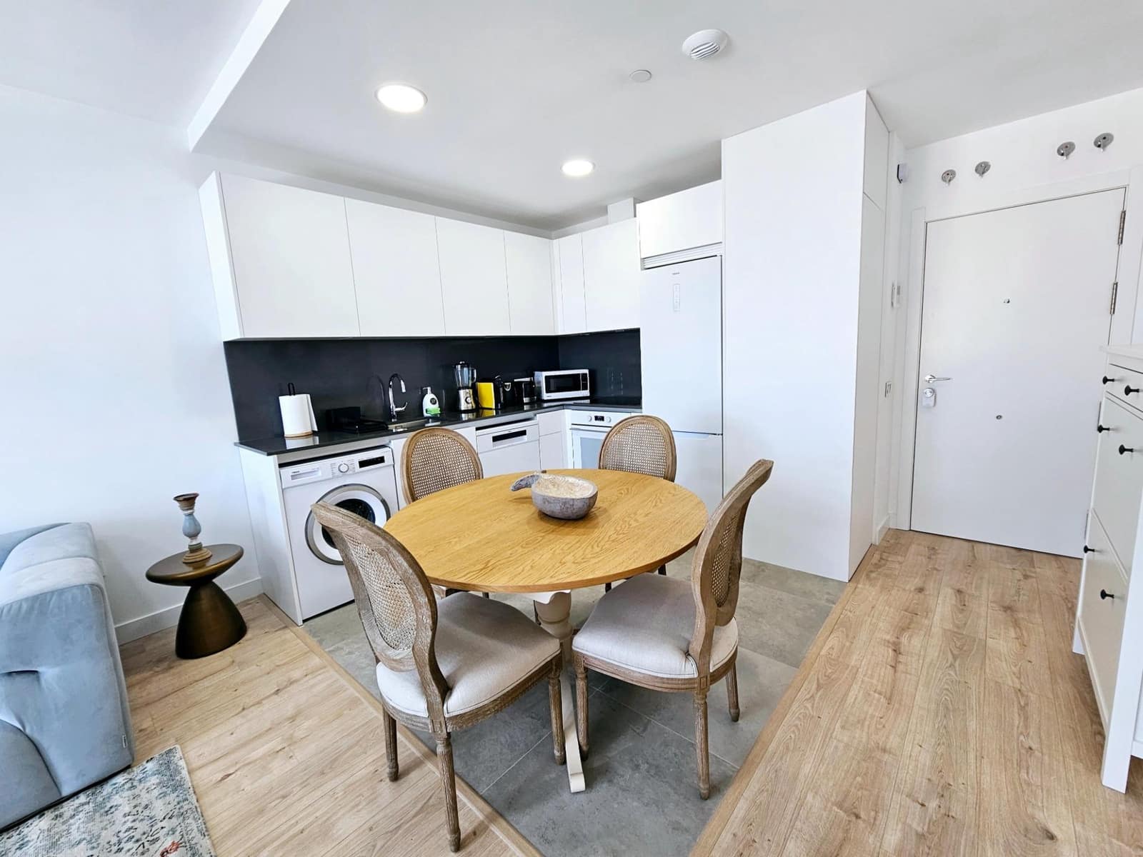 1 soveværelse Lejlighed til salg i Malaga by med swimmingpool garage - € 360.000 (Ref: 8954406)