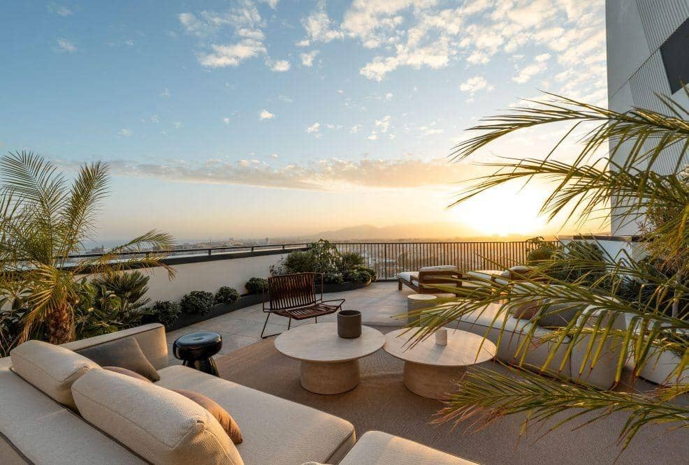 3 Zimmer Wohnung zu verkaufen in Malaga Stadt mit Pool Garage - 899.000 € (Ref: 8954407)