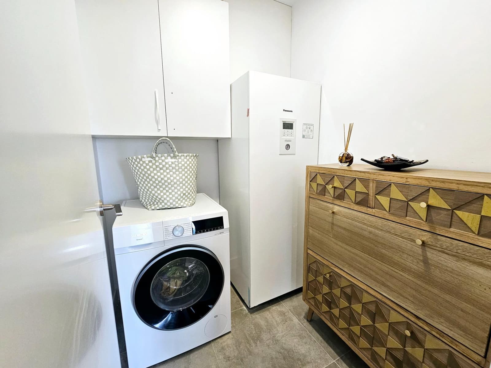 3 Zimmer Wohnung zu verkaufen in Malaga Stadt mit Pool Garage - 899.000 € (Ref: 8954407)