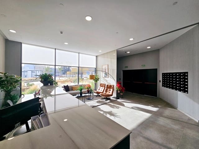 3 bedroom Flat for sale in Martiricos, Málaga city with pool garage - € 899,000 (Ref: 8954407)