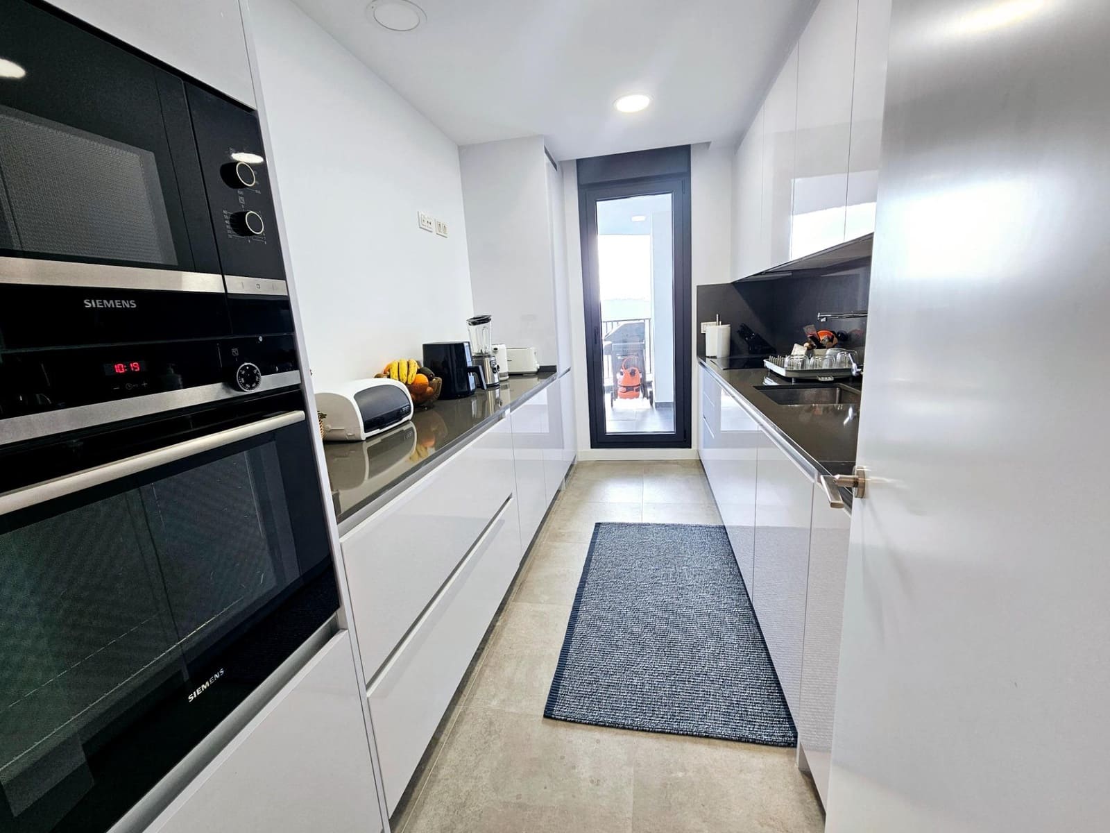 3 Zimmer Wohnung zu verkaufen in Malaga Stadt mit Pool Garage - 899.000 € (Ref: 8954407)