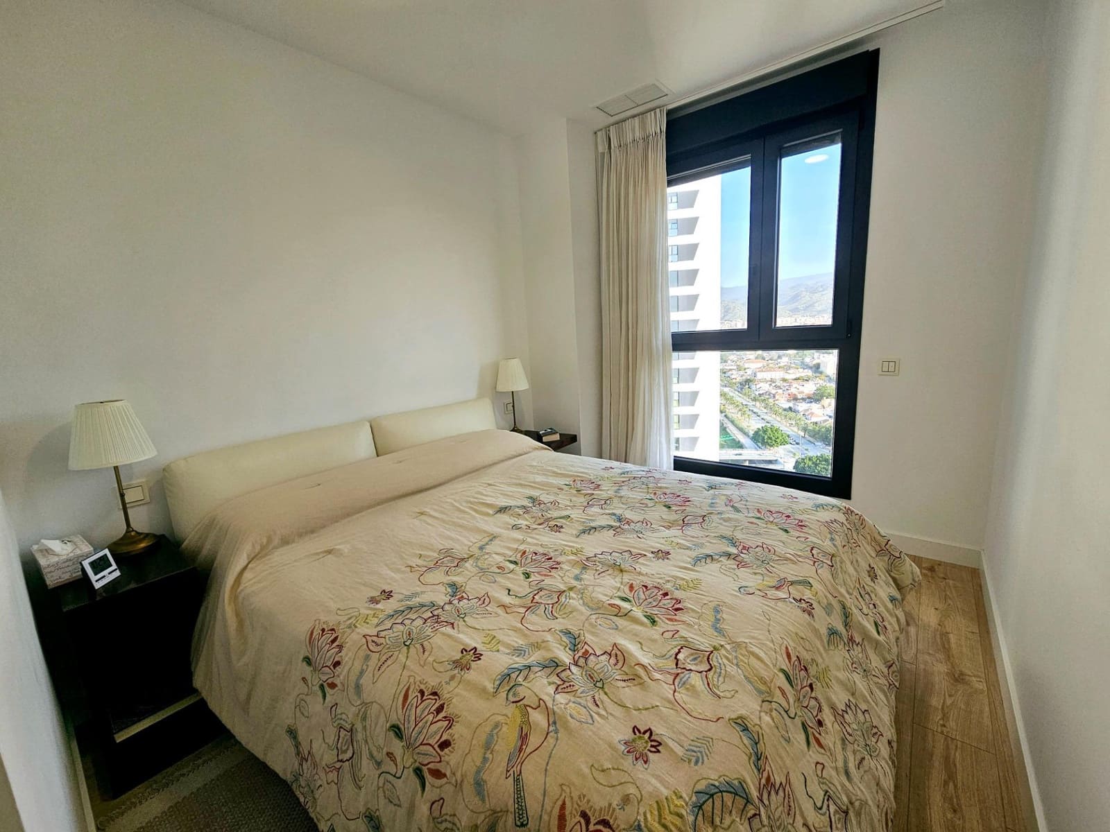 3 Zimmer Wohnung zu verkaufen in Malaga Stadt mit Pool Garage - 899.000 € (Ref: 8954407)