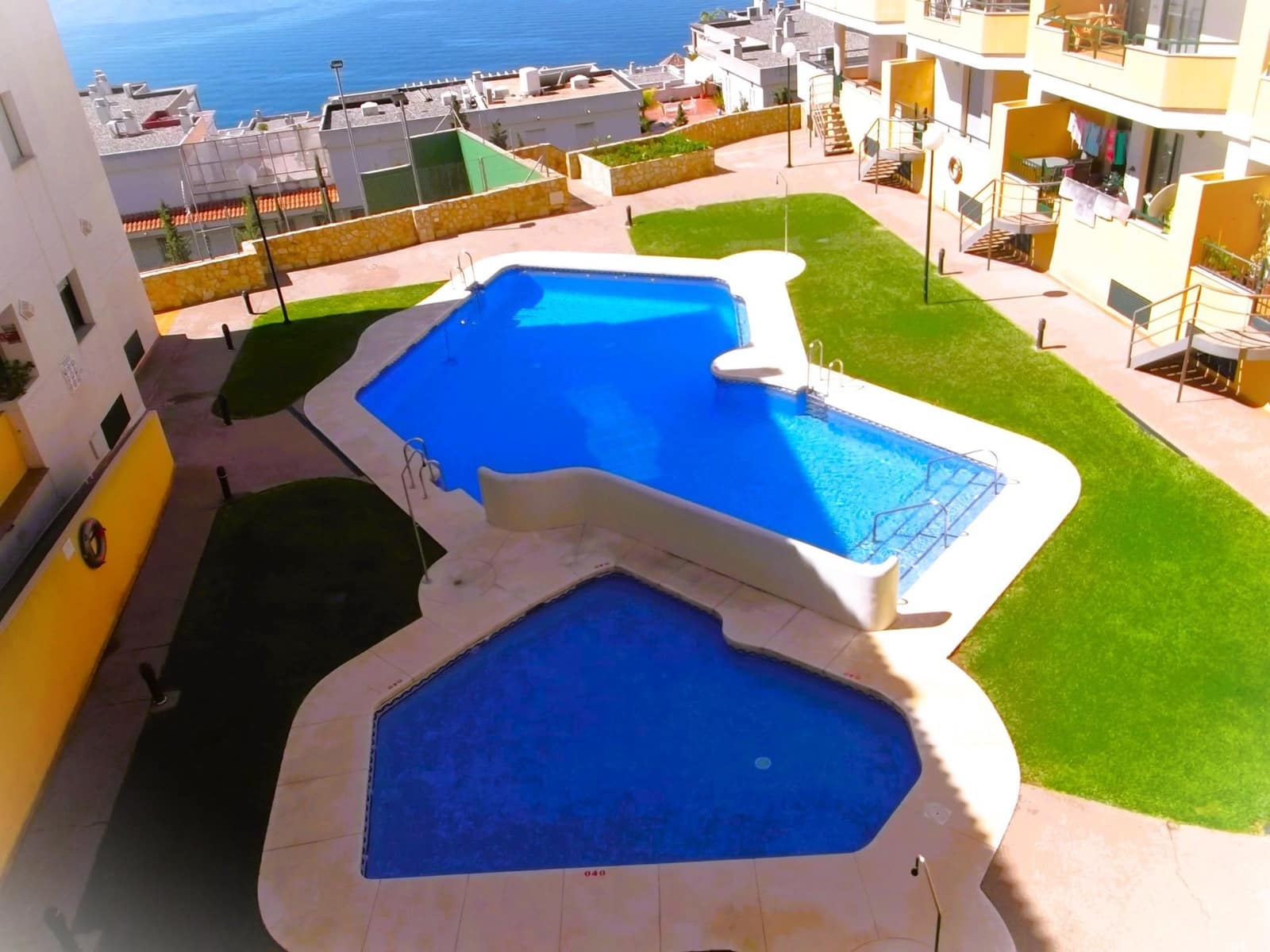 Piso de 3 habitaciones en Torrequebrada en venta con piscina garaje - 520.000 € (Ref: 9003129)