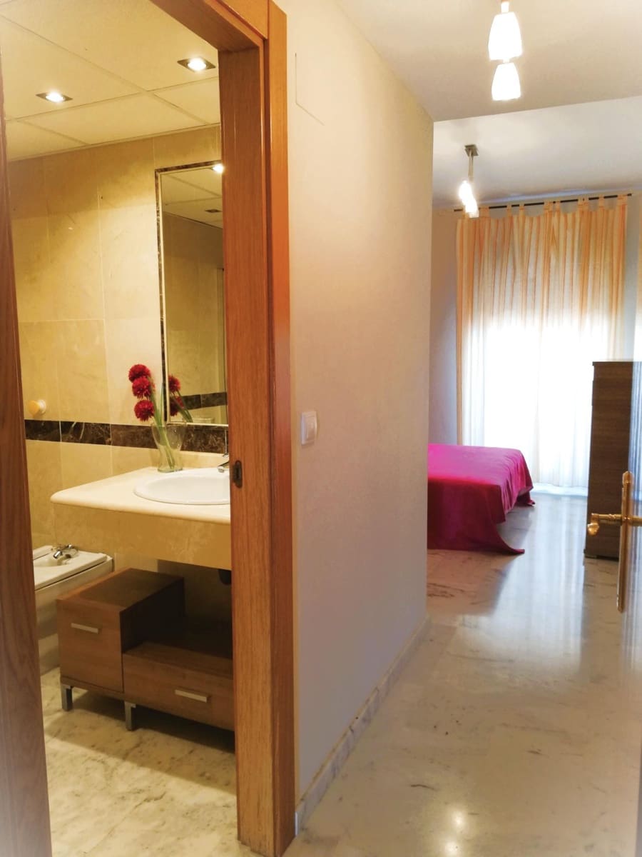 Piso de 3 habitaciones en Torrequebrada en venta con piscina garaje - 520.000 € (Ref: 9003129)