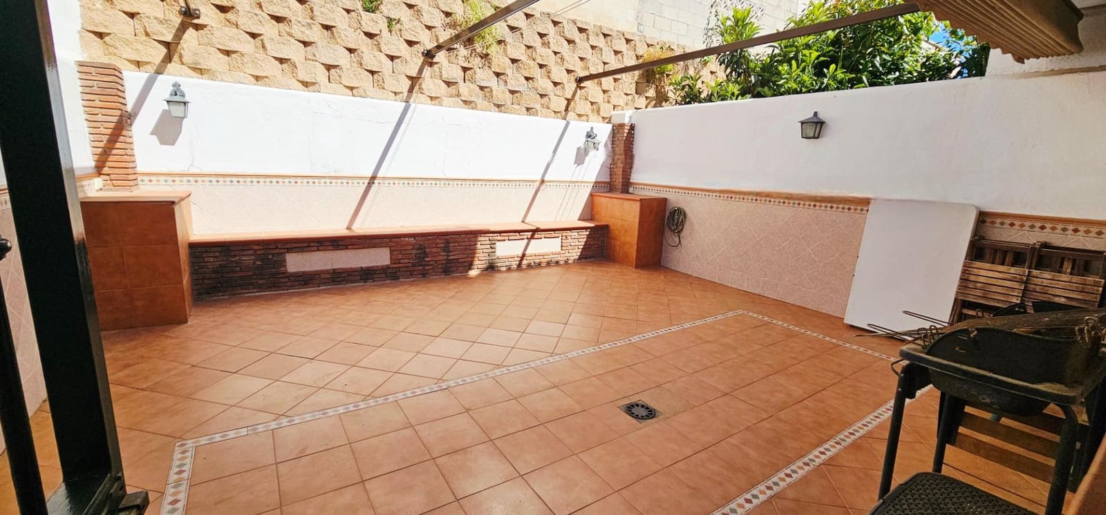 4 soveværelse Rækkehus til salg i Benalmadena med garage - € 410.000 (Ref: 9032105)