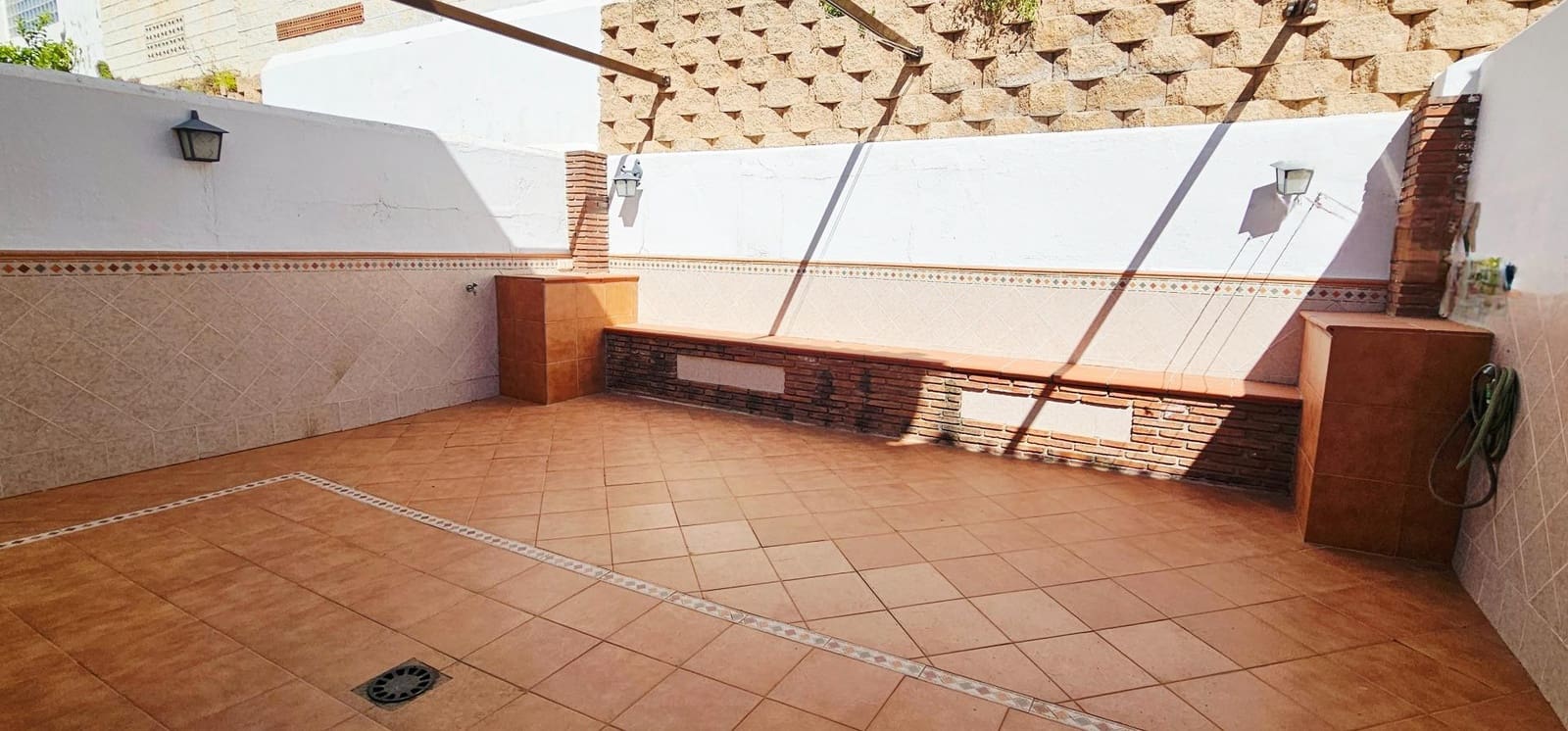 4 soveværelse Rækkehus til salg i Benalmadena med garage - € 410.000 (Ref: 9032105)