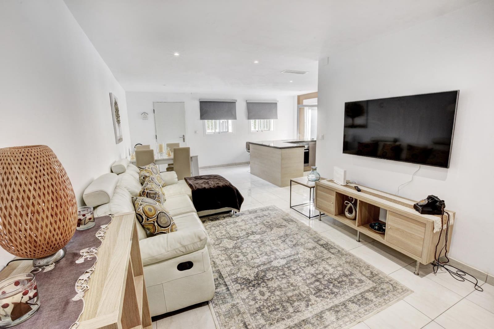 6 soveværelse Villa til salg i Torrequebrada med swimmingpool - € 799.000 (Ref: 9048916)