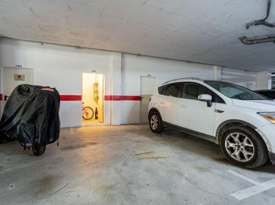 3 Zimmer Apartment zu verkaufen in Fuengirola mit Pool Garage - 599.000 € (Ref: 9062455)