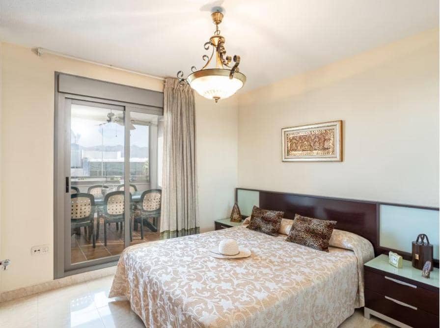 3 Zimmer Apartment zu verkaufen in Fuengirola mit Pool Garage - 599.000 € (Ref: 9062455)