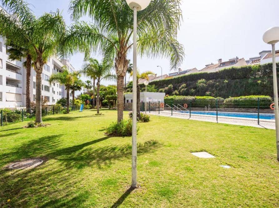 3 Zimmer Apartment zu verkaufen in Fuengirola mit Pool Garage - 599.000 € (Ref: 9062455)