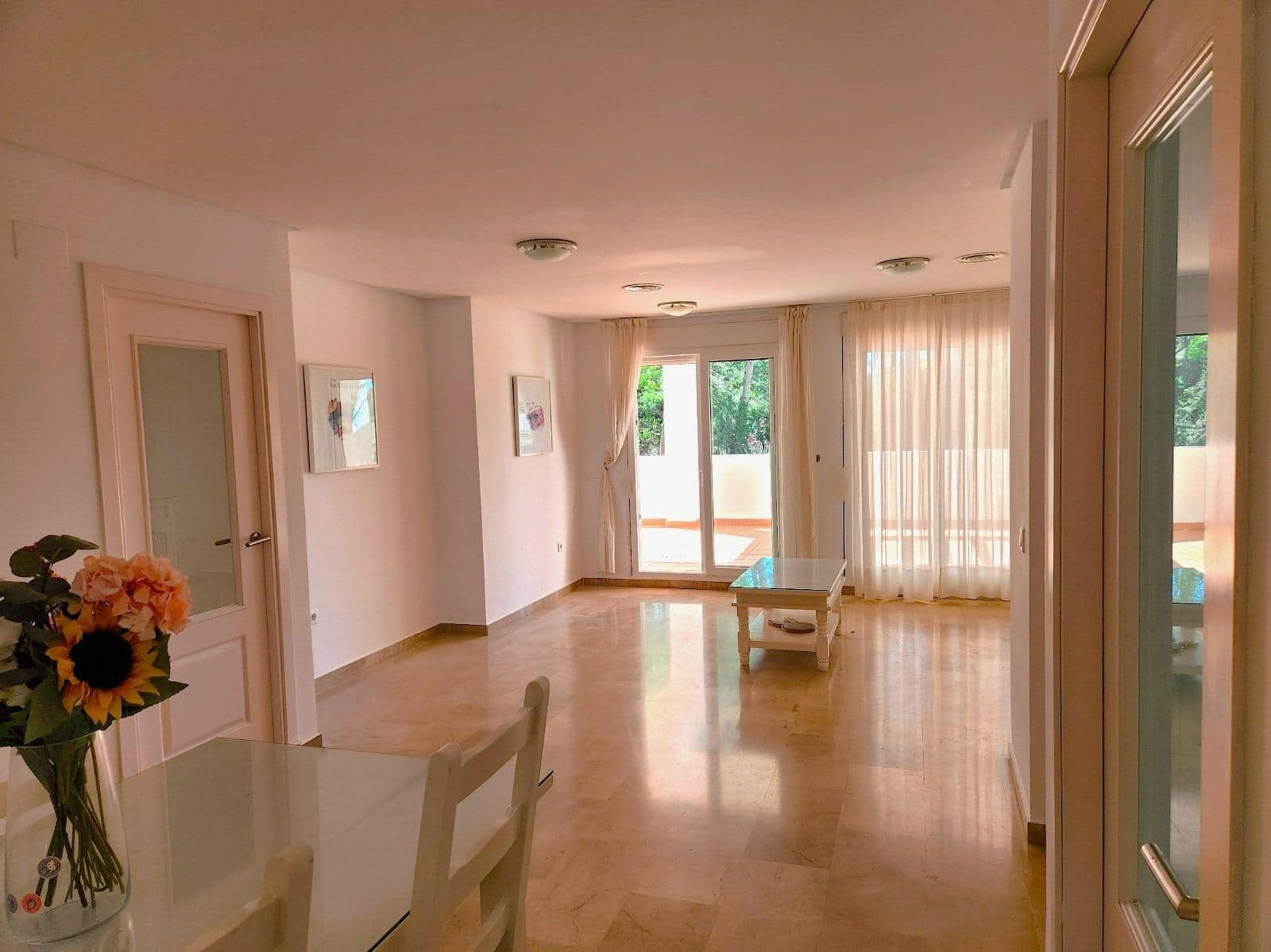Piso de 2 habitaciones en Benalmádena en venta con piscina - 475.000 € (Ref: 9068872)