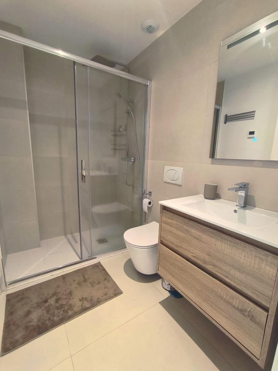 Piso de 3 habitaciones en Fuengirola en venta con piscina garaje - 585.000 € (Ref: 9095345)