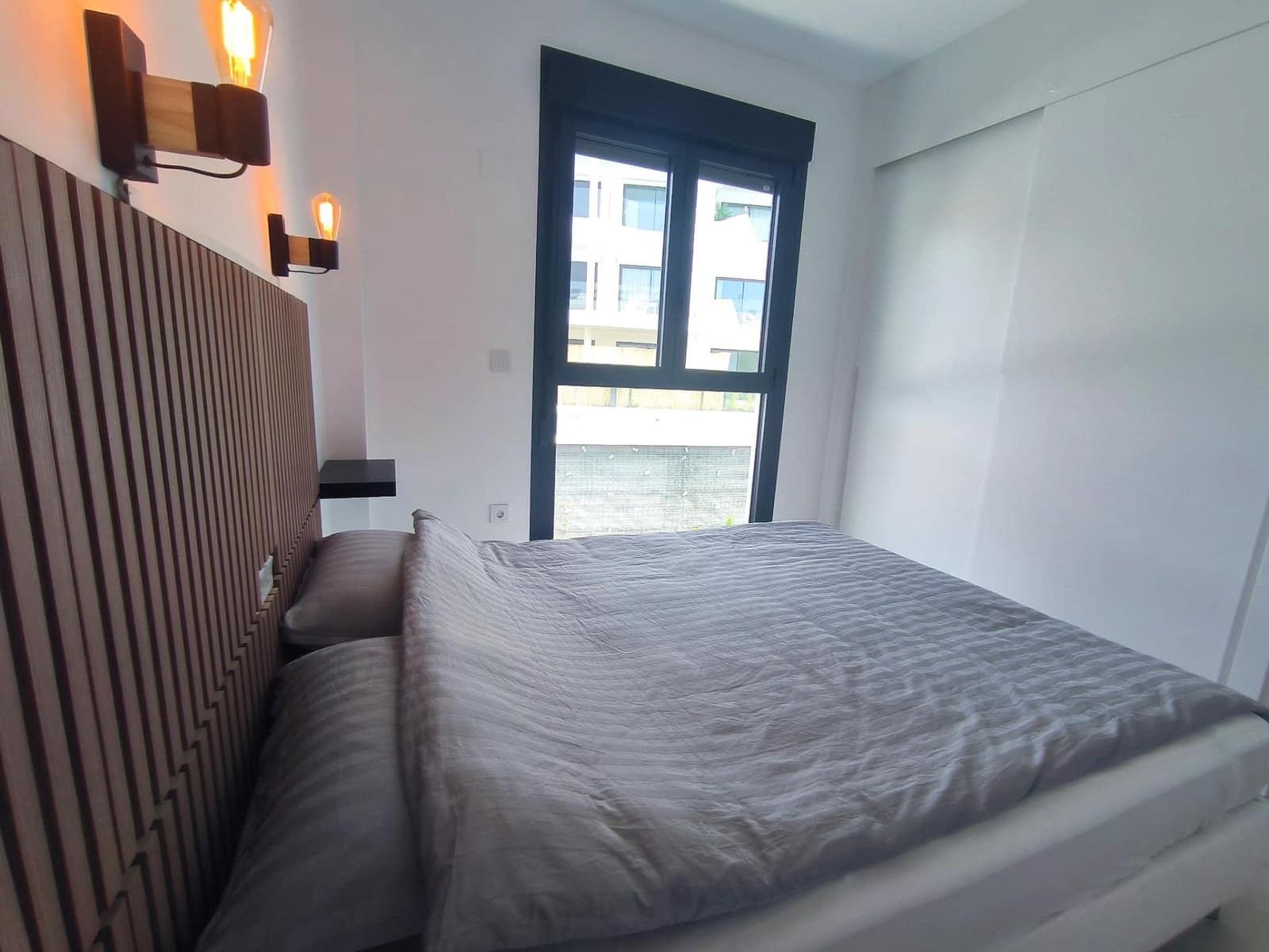 Piso de 3 habitaciones en Fuengirola en venta con piscina garaje - 585.000 € (Ref: 9095345)