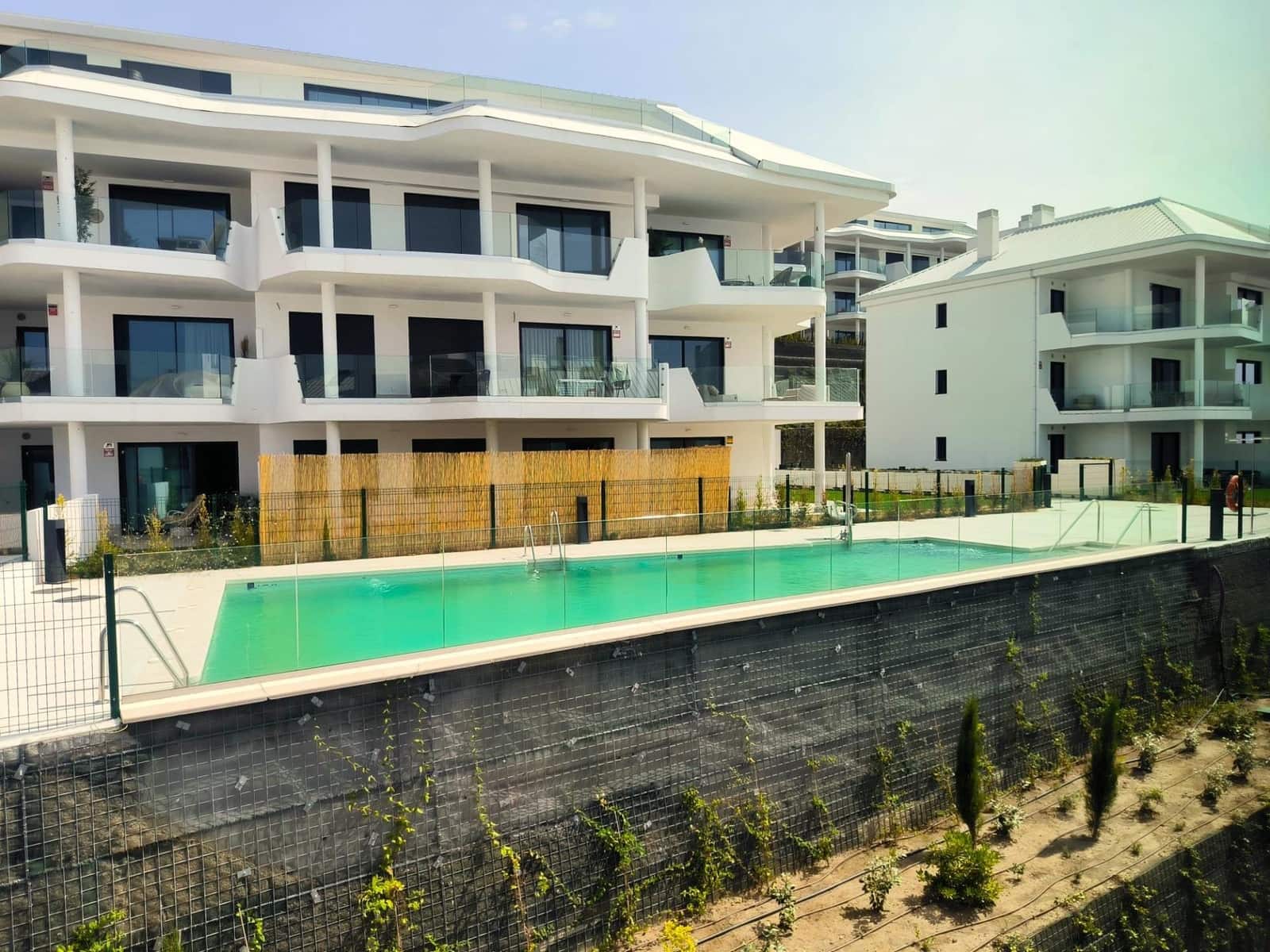 Piso de 3 habitaciones en Fuengirola en venta con piscina garaje - 585.000 € (Ref: 9095345)