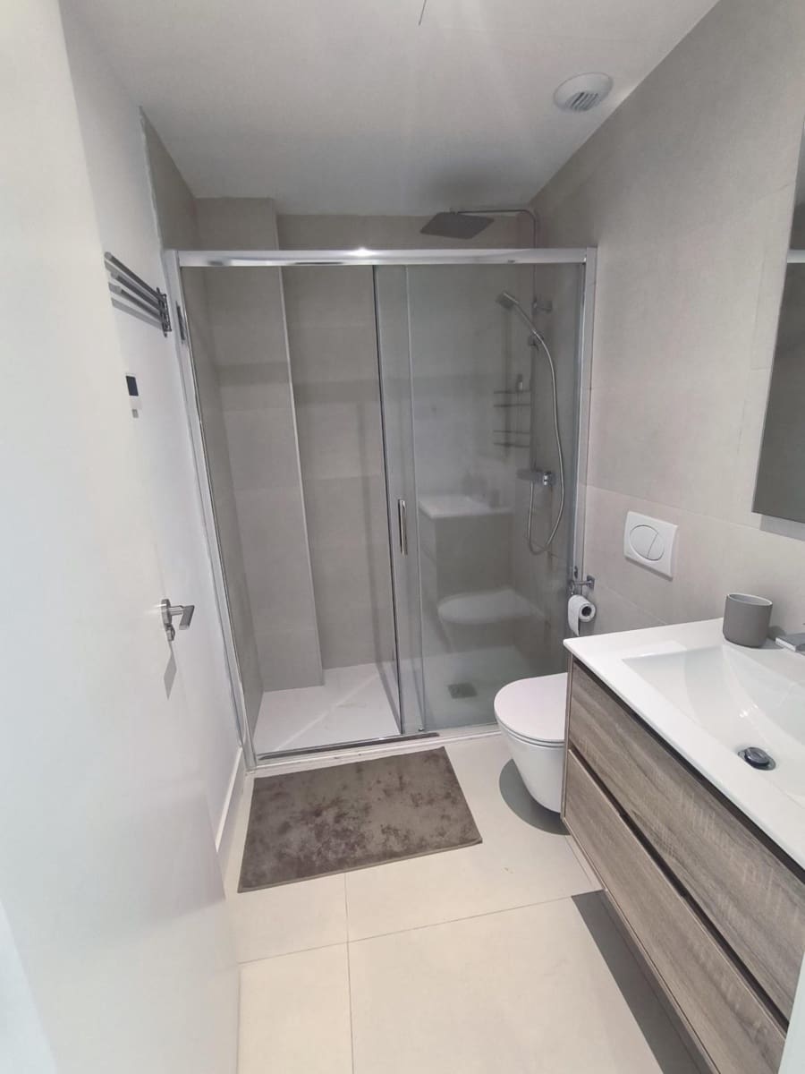 Piso de 3 habitaciones en Fuengirola en venta con piscina garaje - 585.000 € (Ref: 9095345)