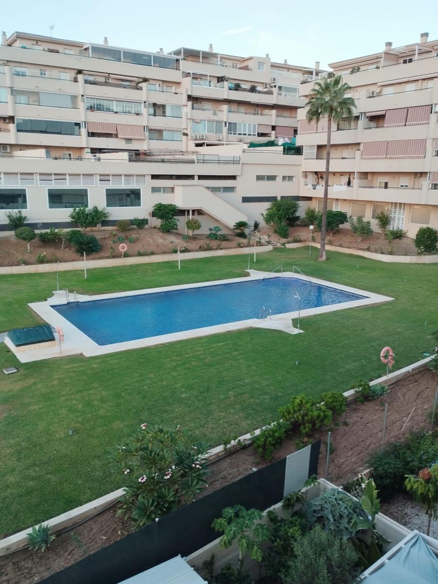 Apartamento de 3 habitaciones en Las Lagunas de Mijas en venta con piscina garaje - 467.000 € (Ref: 9569341)