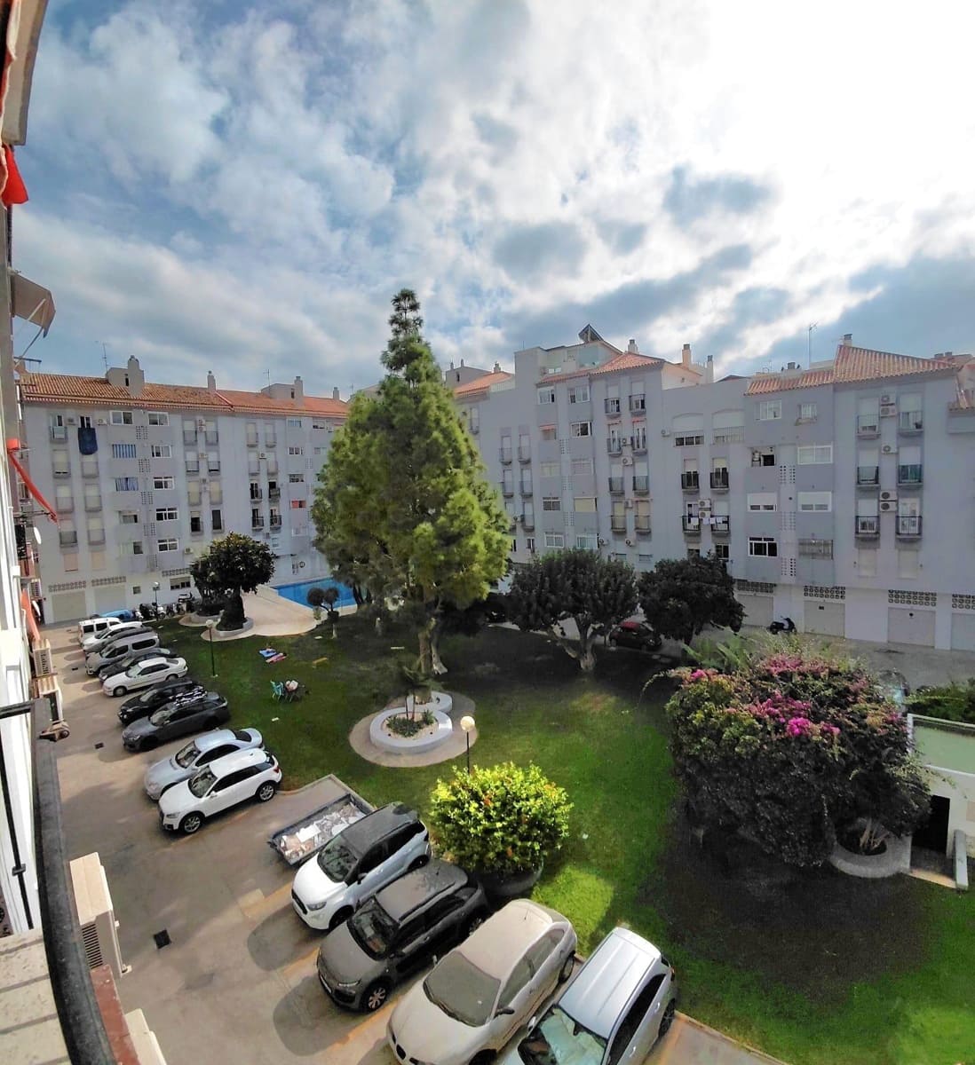 Apartamento de 3 habitaciones en Fuengirola en venta con piscina - 420.000 € (Ref: 9569344)