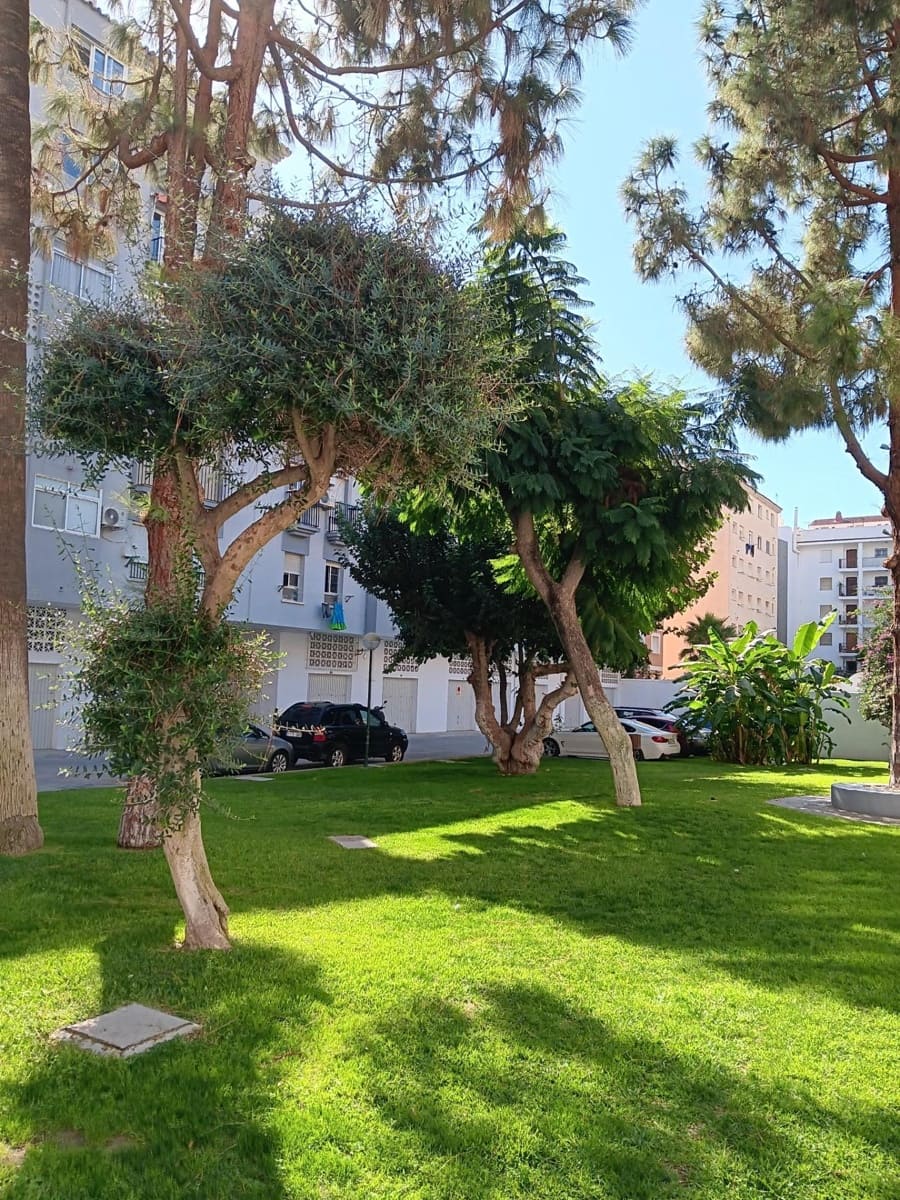 Apartamento de 3 habitaciones en Fuengirola en venta con piscina - 420.000 € (Ref: 9569344)