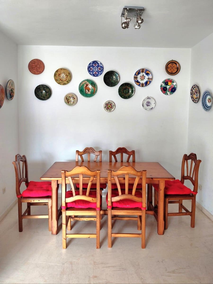 3 bedroom Apartment for sale in Fuengirola with pool - € 410,000 (Ref: 9569344)