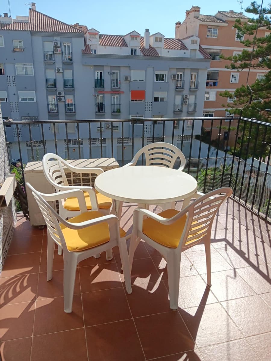 3 bedroom Apartment for sale in Fuengirola with pool - € 410,000 (Ref: 9569344)