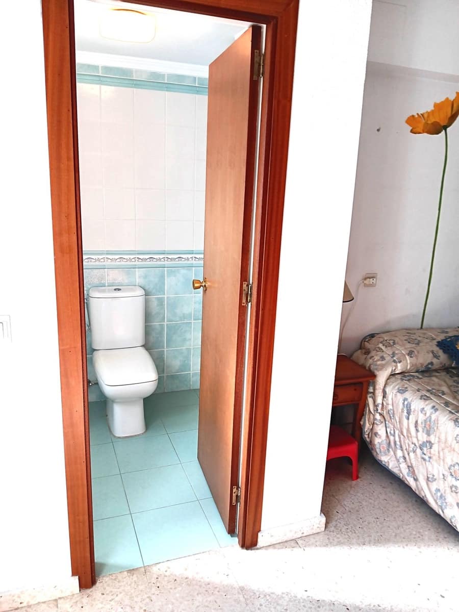 3 bedroom Apartment for sale in Fuengirola with pool - € 410,000 (Ref: 9569344)