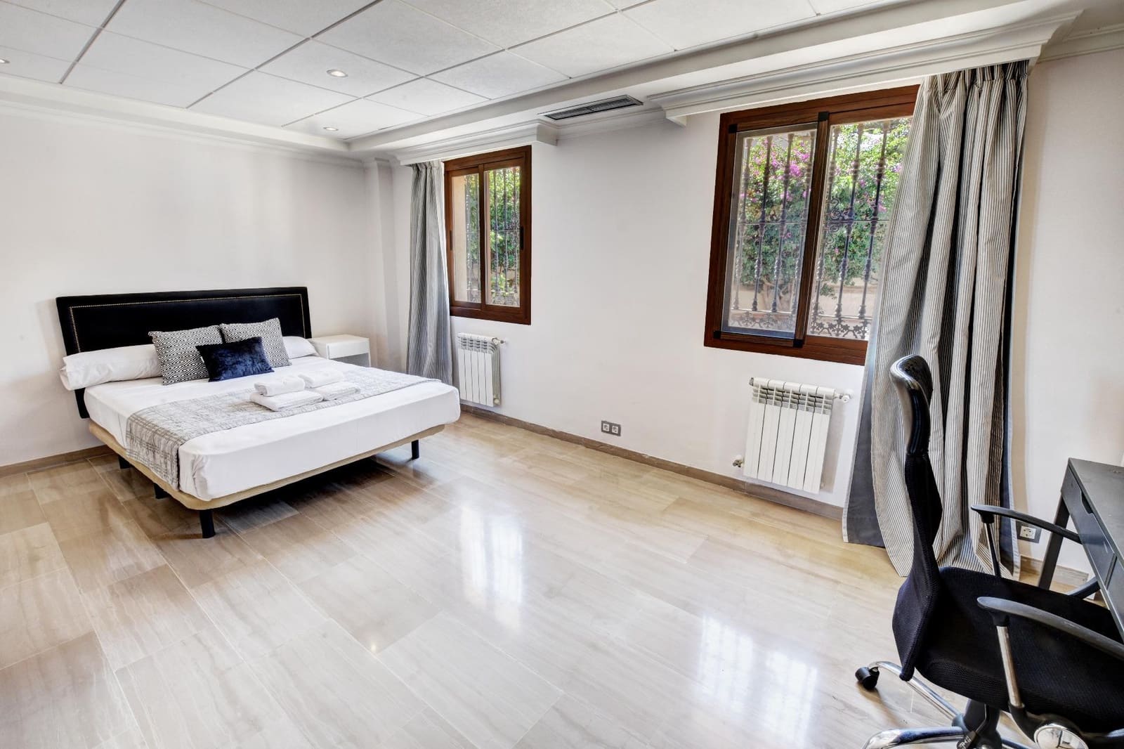 6 soveværelse Villa til salg i Benalmadena med swimmingpool garage - € 1.790.000 (Ref: 9569347)