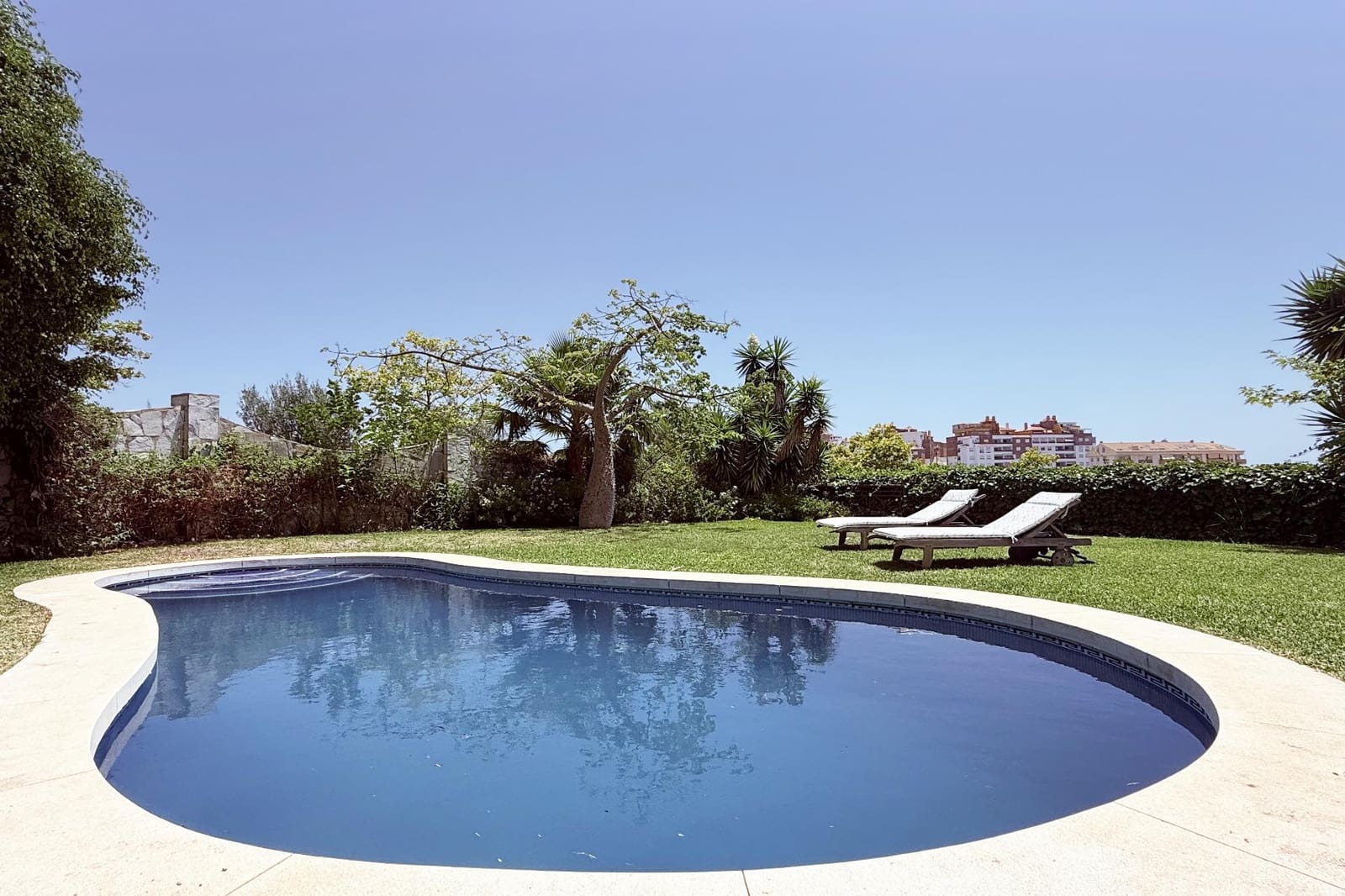 6 soveværelse Villa til salg i Benalmadena med swimmingpool garage - € 1.790.000 (Ref: 9569347)