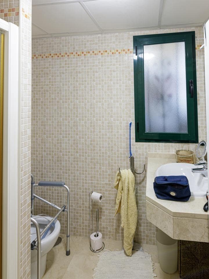 2 quarto Apartamento para venda em Torrequebrada com piscina garagem - 389 000 € (Ref: 9569350)