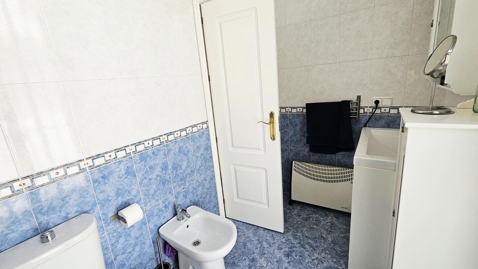 5 bedroom Terraced Villa for sale in Benalmadena with pool garage - € 465,000 (Ref: 9569351)